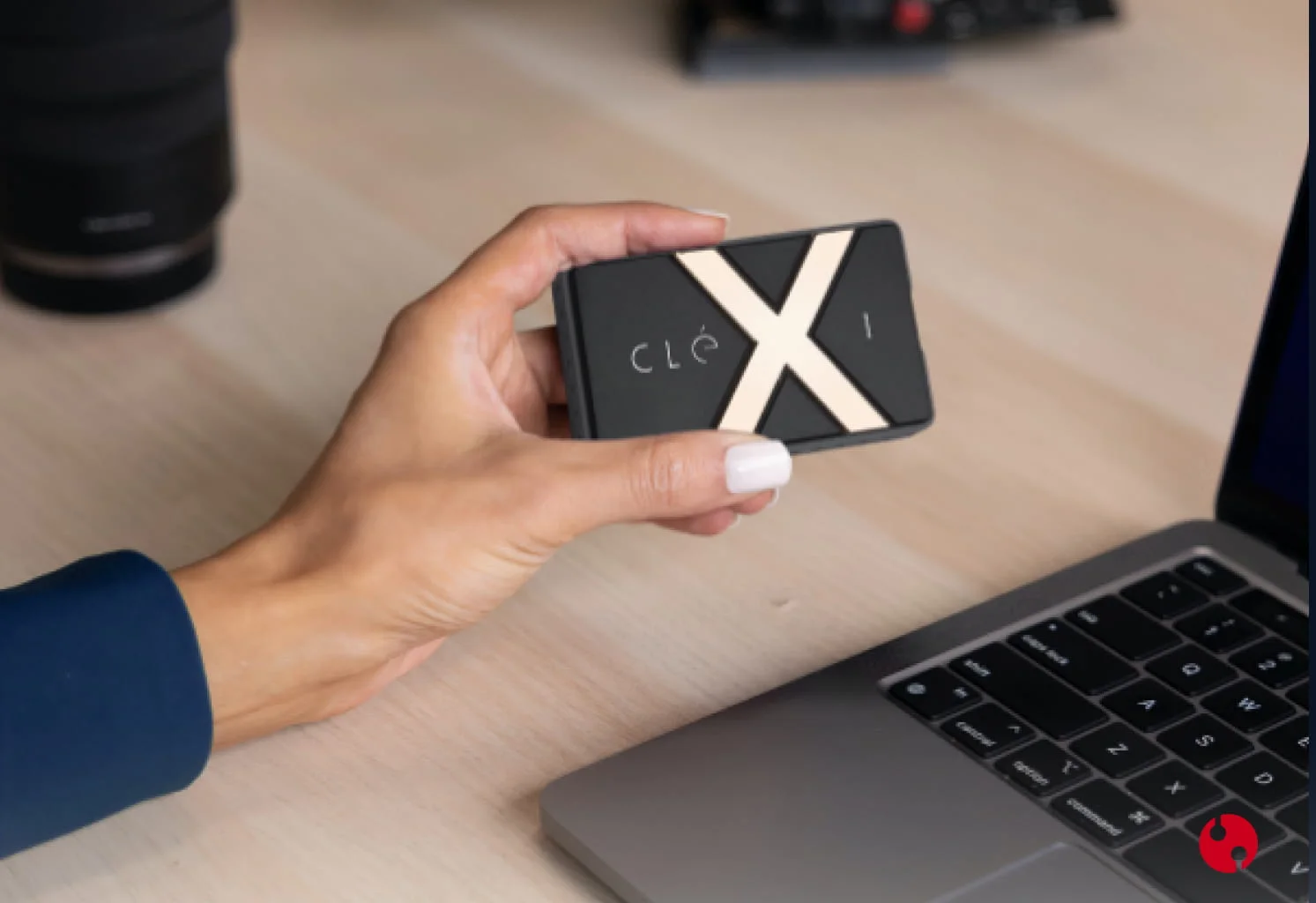 مقایسه سایز حافظه امن هوشمند Clexi با رایانه